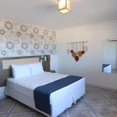Milos Beach Hotel อากีราซ ภายนอก รูปภาพ