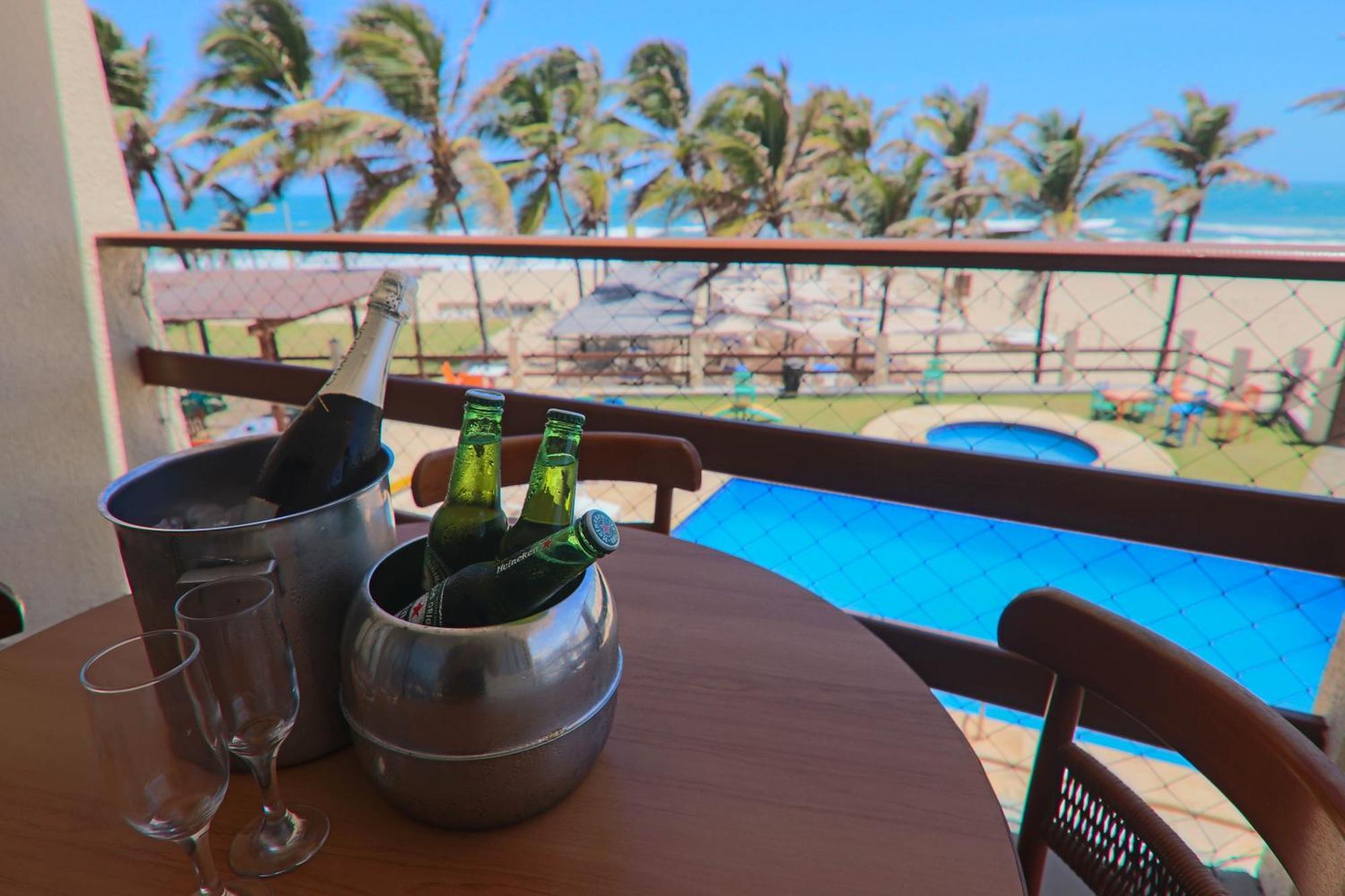 Milos Beach Hotel อากีราซ ภายนอก รูปภาพ